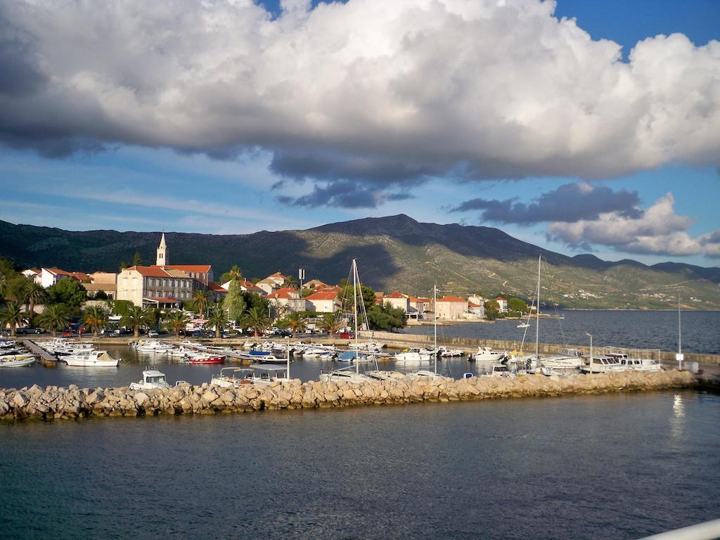 Guesthouse Lucic Orebic Bagian luar foto