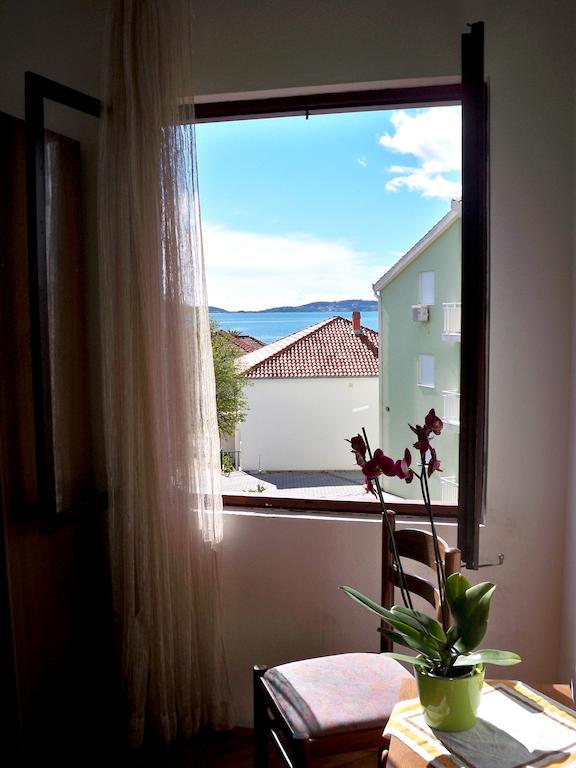 Guesthouse Lucic Orebic Bagian luar foto